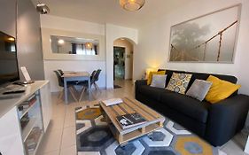ToulonHost - Le Litardi - Superbe T2 - 2 pas des plages - Clim - Fibre